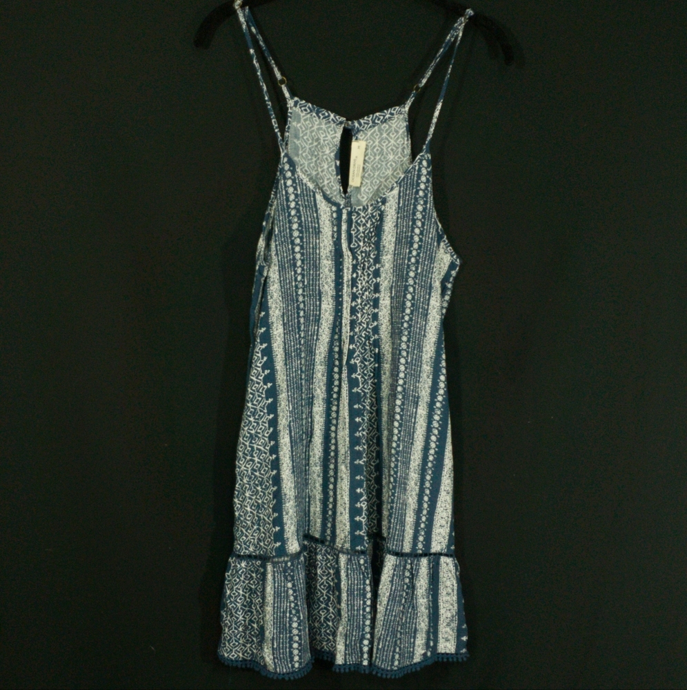 Blue patterned striped tunic tank top